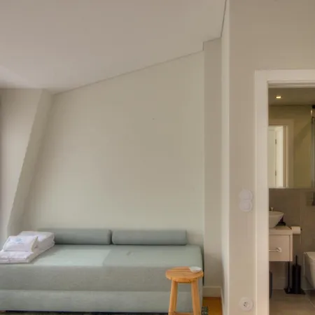 Blue Bay, Charming *