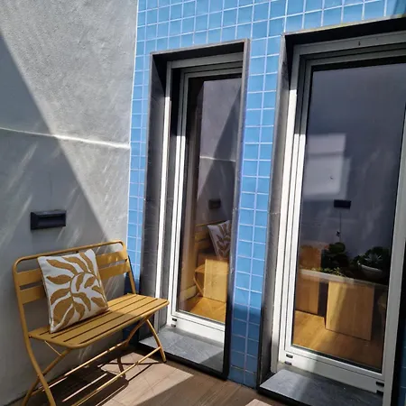 Blue Bay, Charming *