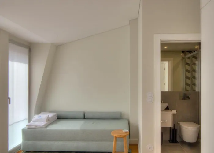 Blue Bay, Charming *